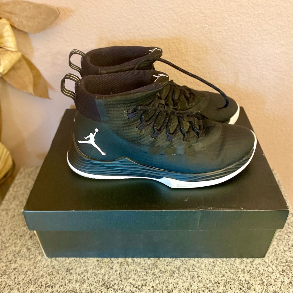 Air Jordan Ultra Fly 2